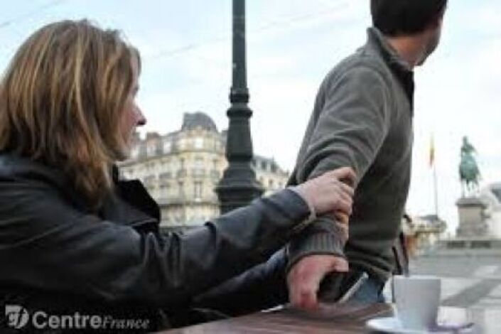 10 أشياء لا تفعليها حتى لا يتركك زوجك