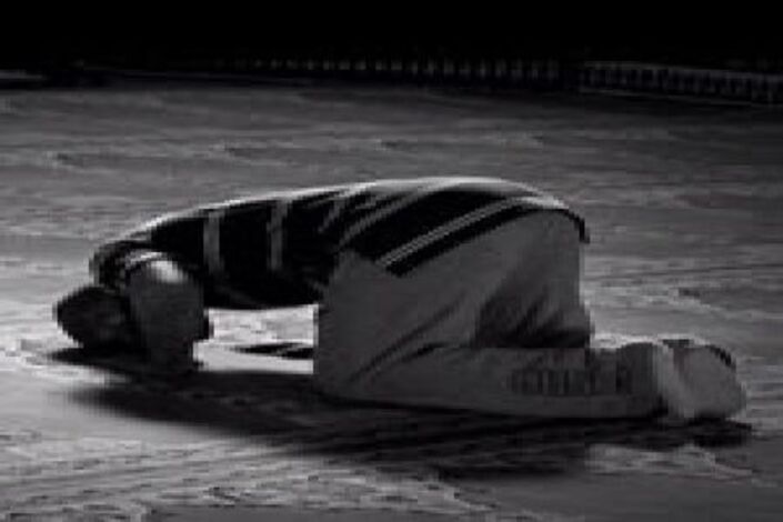 حكم الذي يواظب على صلاة الفرائض والسنة