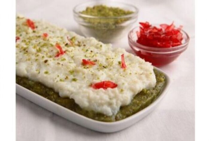 فستق مدّ بالقشطة