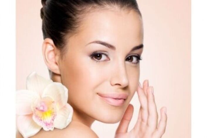 خلطات لتعطير الجسم بالعنبر والصندل والمسك