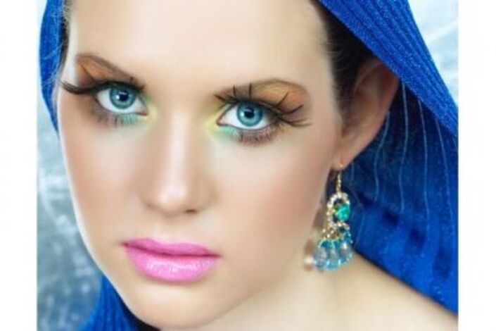 10 خطوات لمكياج سهرة مفاجئة