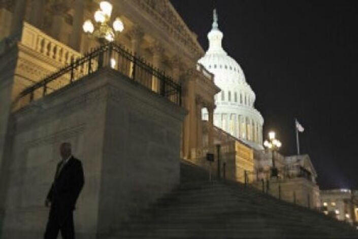 أزمة الميزانية الأمريكية: إغلاق دوائر حكومية فيدرالية بسبب الخلاف