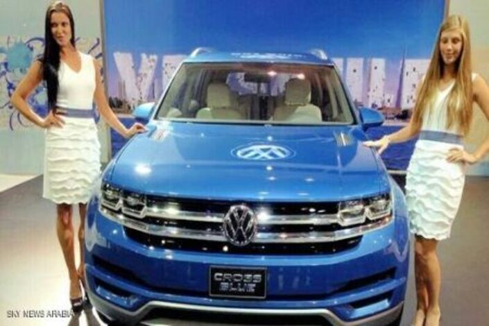 أحدث سيارات العالم في معرض دبي الدولي ((صور))