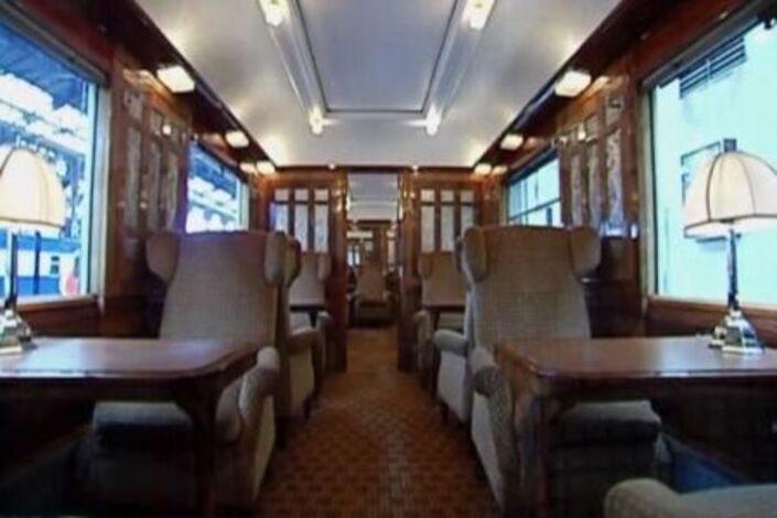 انطلاق معرض (قطار الشرق السريع) في باريس