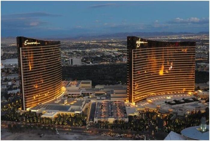 أكثر 10 فنادق يرتادها الأثرياء في العالم ((مصور))