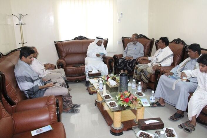 الشيخ سالم الحرف باوزير في زيارة الى مؤسسة (ال باوزير العباسية التنموية)