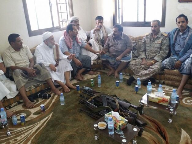 الدولة تعدل قبيلة ال جبور في مقتل أبنهم بشارع البنوك بالمكلا