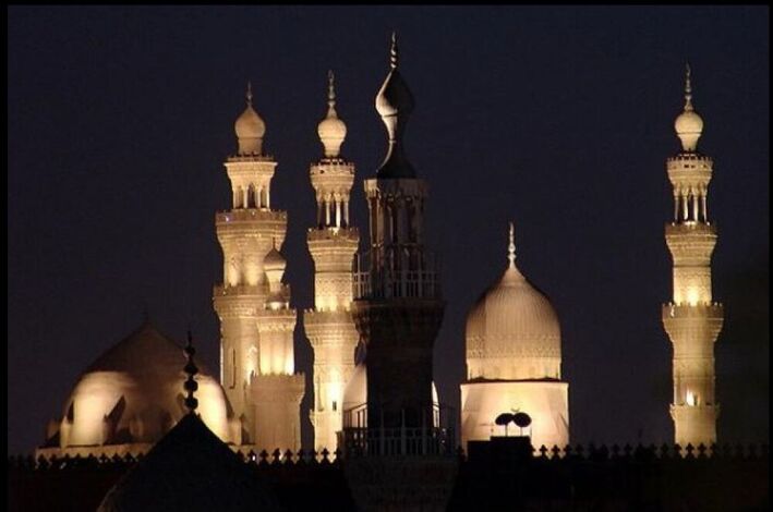 إلحاد وتطرف متوازيان في مصر!