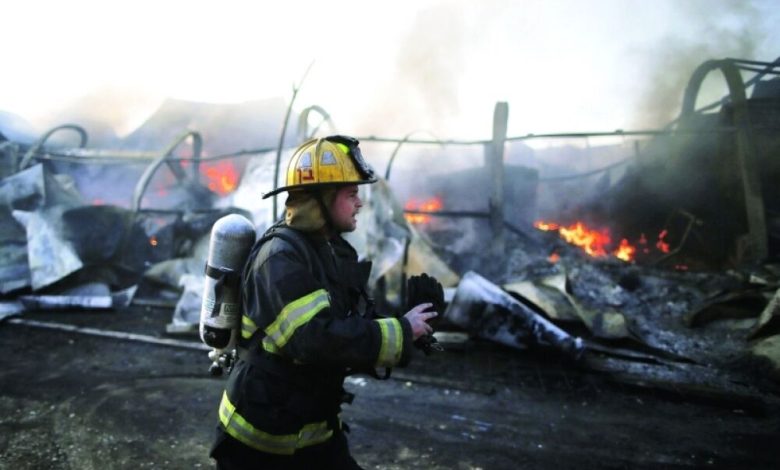 الحرائق تمتد إلى 80 موقعاً في الضفة الغربية