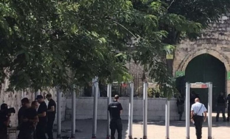 تركيب بوابات إلكترونية على مداخل الاقصى