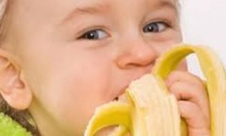 ثمرة واحدة من الموز تنشط مخ طفلك وتقوى مناعته