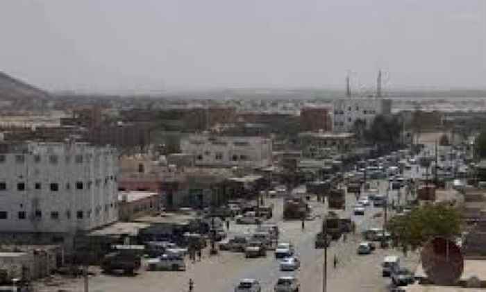 برعاية ودعم شركة bmc  المحضار وشركائه.. مدرسة عزان للبنات تقيم حفل تخرج للطالبات الأوائل