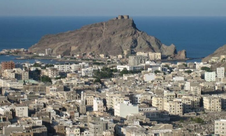 جبل شمسان.. قمة المعاناة في قلب عدن!