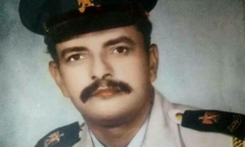 الوكيل الجنيدي والإعلامي حفيظ يعزيان السادة آل صالح بن طالب بوفاة محافظ أبين الأسبق