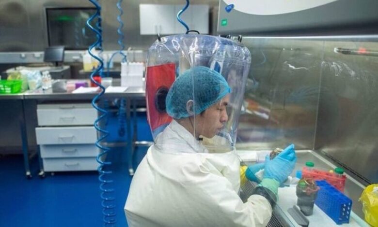 الصين تقر: دمّرنا عينات من كورونا بداية تفشي المرض