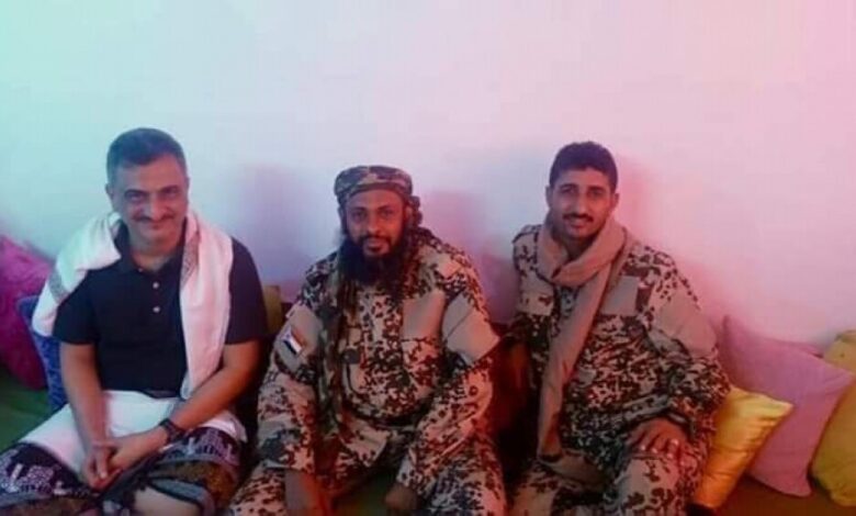 القائد خلدون حسين باقطمي يهنئ الإستاذ احمد حامد لملس لتعيينه محافظا لعدن