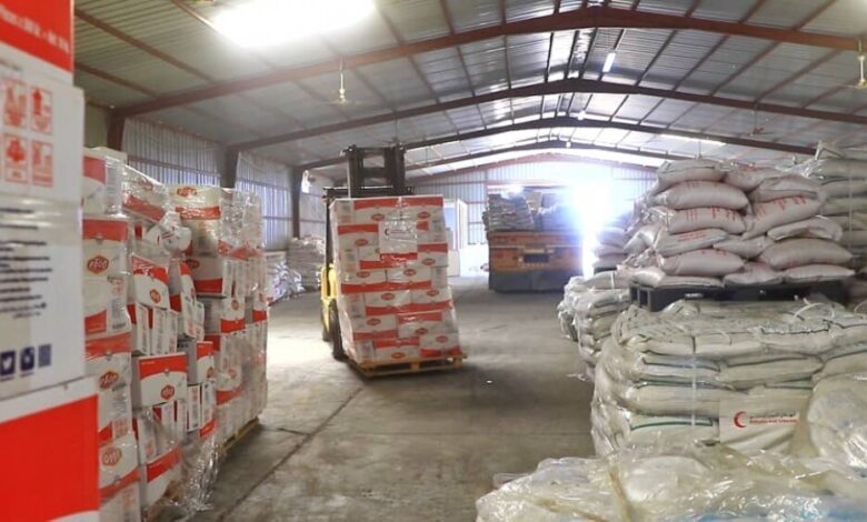 الامارات تواصل دعمها الصحي والإغاثي في حضرموت والساحل الغربي