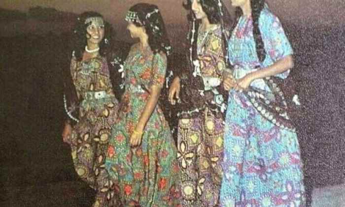 صورة قديمة ونادرة للزي النسائي في ريف الجنوب..تعرف على تفاصيلها