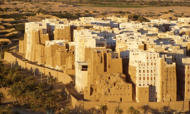 مدينة شبام.. أقدم ناطحات سحاب في العالم "فيديو"