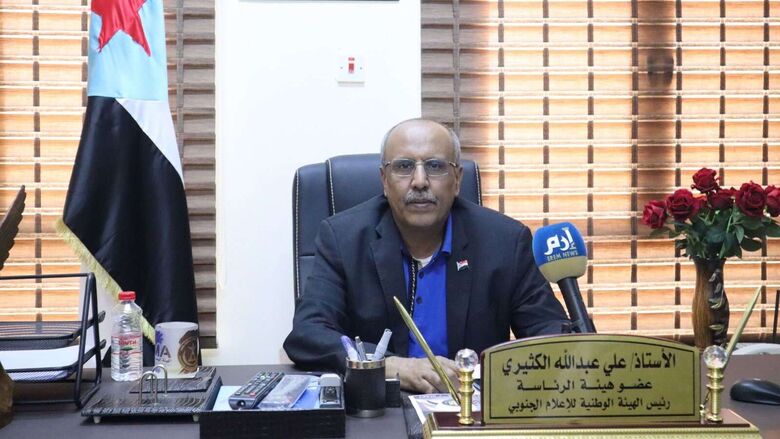 في حواره مع صحيفة إماراتية.. متحدث الانتقالي : لن نقبل بغزو جديد ولهذا السبب أعلنا حالة الطوارئ