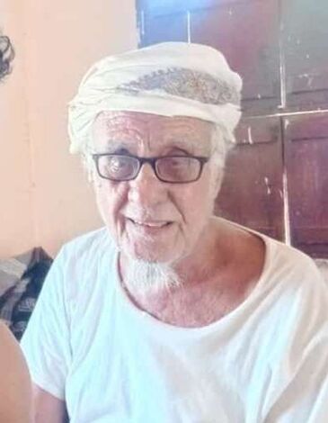 رئيس عمليات القوات المشتركة بمحور أبين العميد ركن علي سعيد العميسي يعزي بوفاة الشيخ عوض ناصر هلب