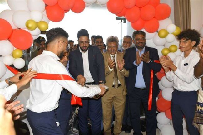 الوكيل السقاف يفتتح فندق روز عدن 2 البالغ تكلفته 4 مليون ونصف دولار